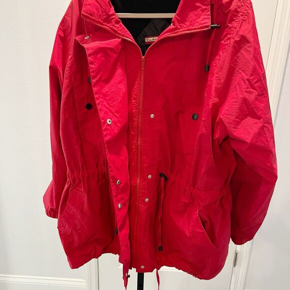 Tudor Court Red Jacket Windbreaker Removable Hood Fleece Lined Long Sleeves XX - Picture 4 of 16
